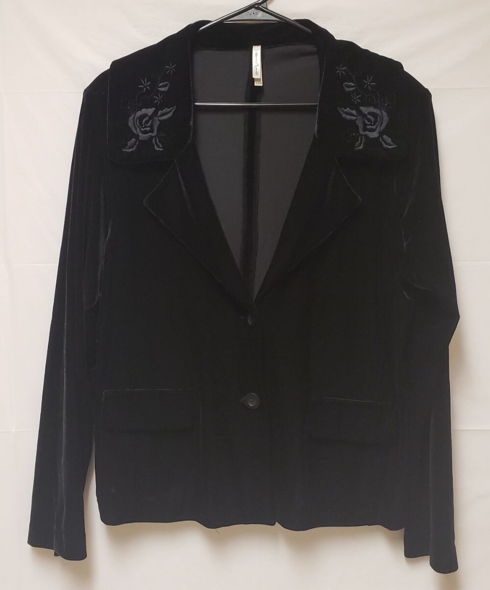 White Stag Women's Long Sleeve Black Velvet Open Front Jacket Flower Sz XL NWOT